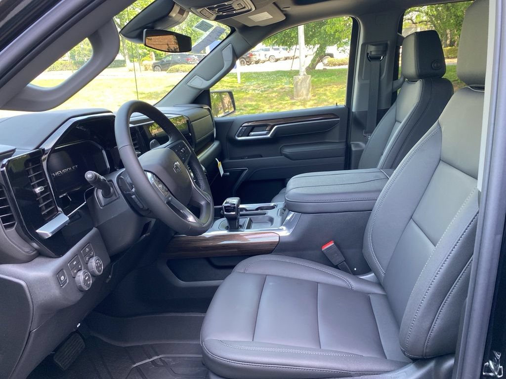 New 2026 Chevrolet Silverado 1500 RST w/ Convenience Package II AWD/4WD image 12