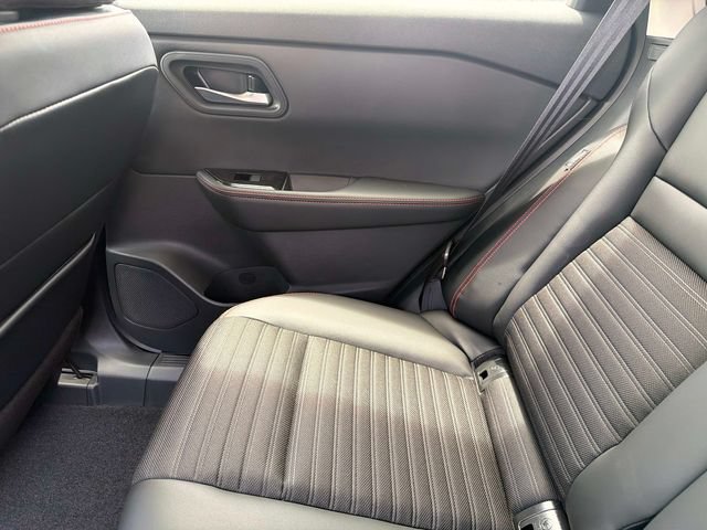 New 2026 Nissan Rogue SV w/ Rock Creek Premium Package AWD/4WD image 15