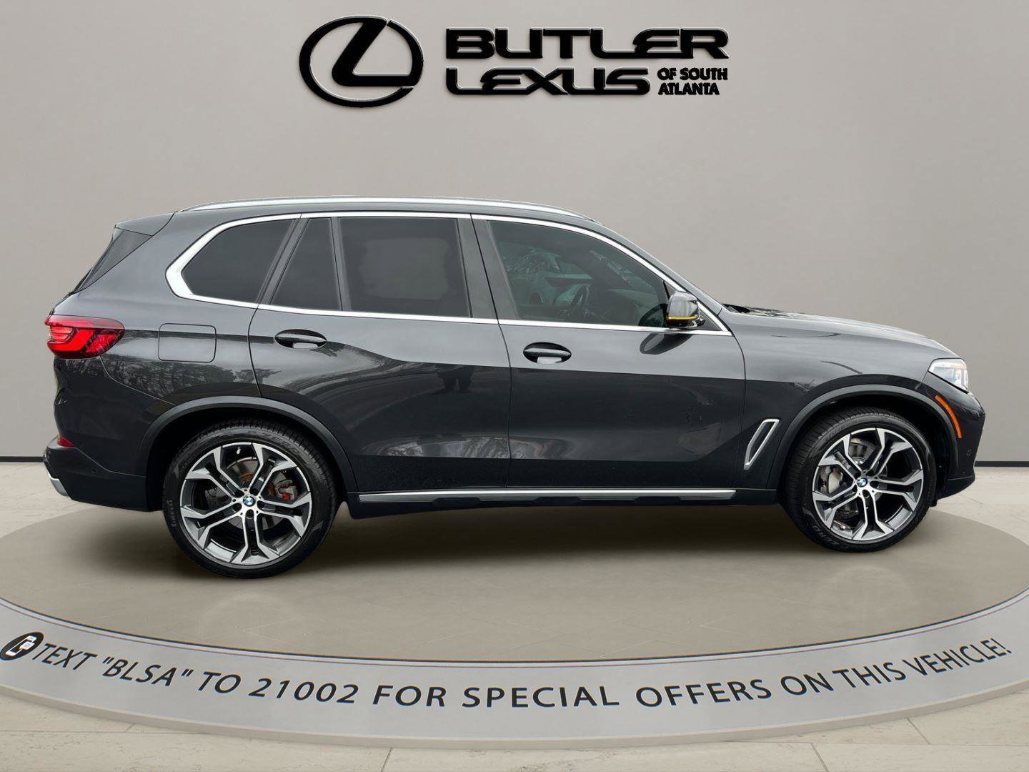 Used 2021 BMW X5 sDrive40i w/ Executive Package image 5