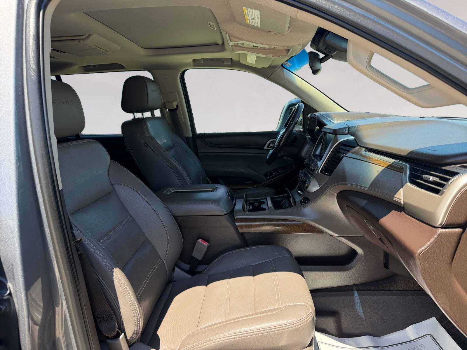 Used 2019 GMC Yukon XL Denali w/ Denali Ultimate Package image 15