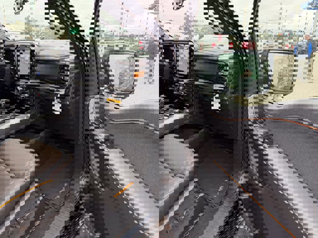 New 2026 Ford F150 Tremor w/ Equipment Group 402A High image 18