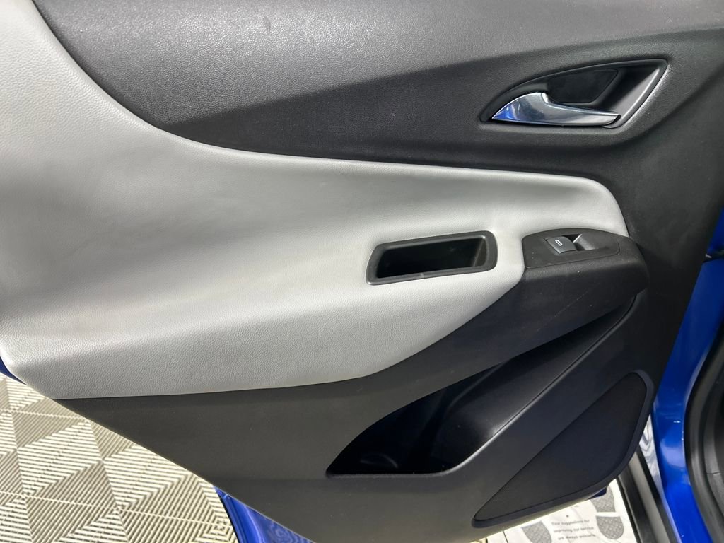 Used 2019 Chevrolet Equinox LS w/ LPO, Floor Liner Package image 16