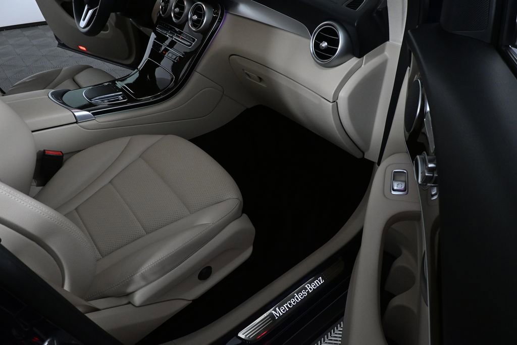 Certified 2022 Mercedes-Benz GLC 300 image 23