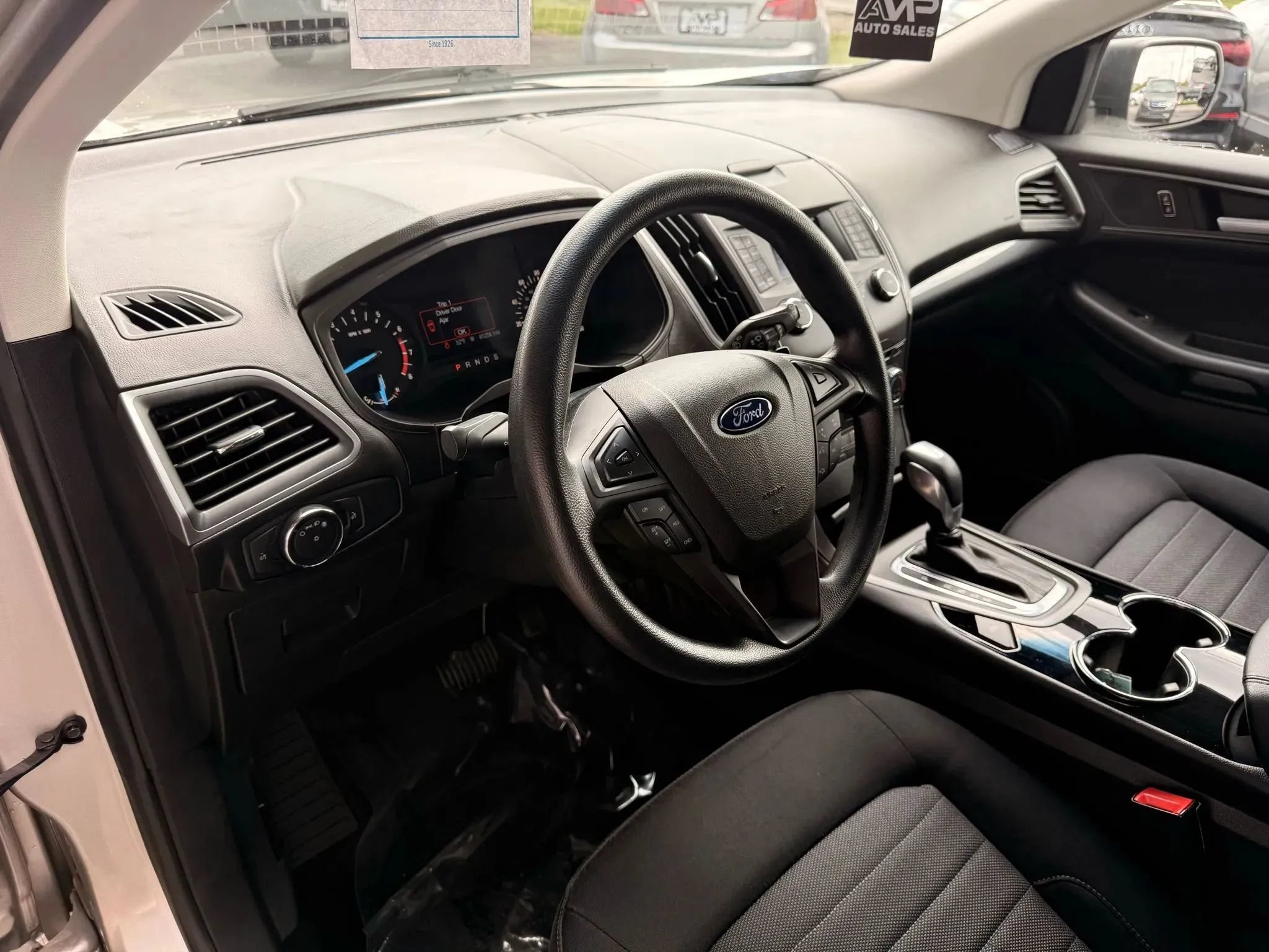 Used 2017 Ford Edge SE AWD/4WD image 12