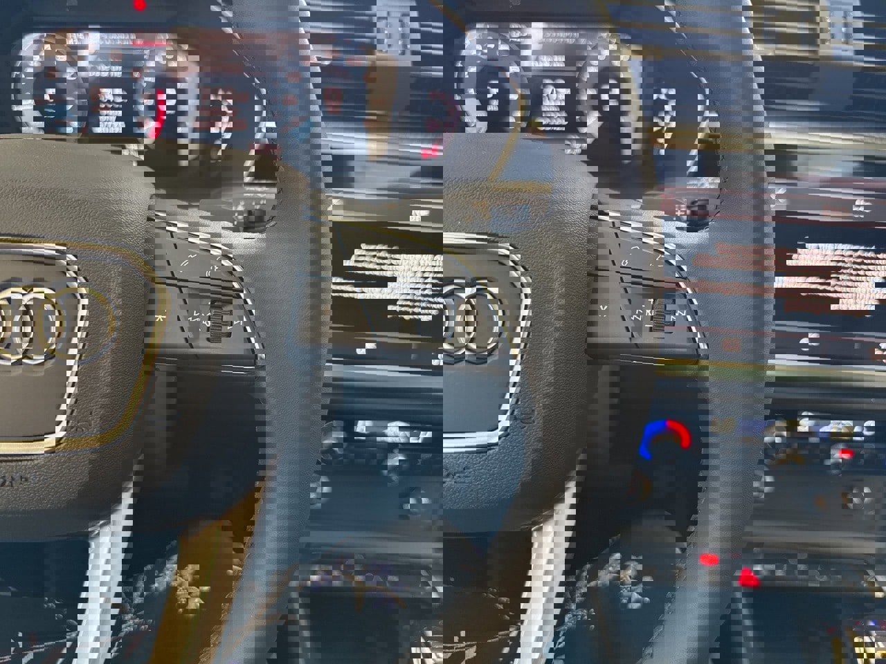 New 2025 Audi Q3 2.0T Premium image 21