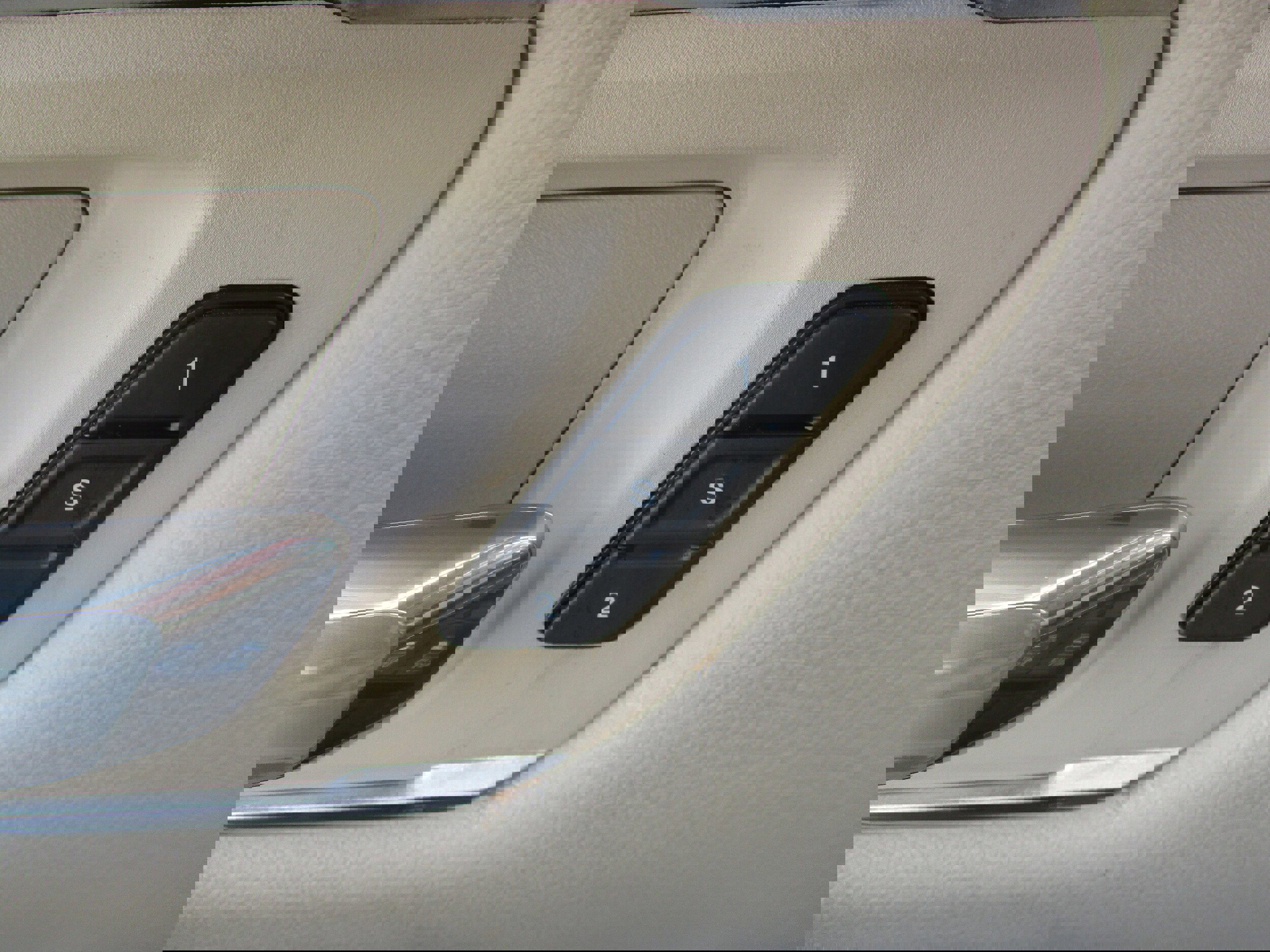 Used 2019 RAM 1500 Laramie image 42