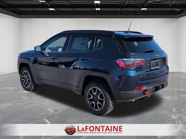 New 2026 Jeep Compass Trailhawk image 3