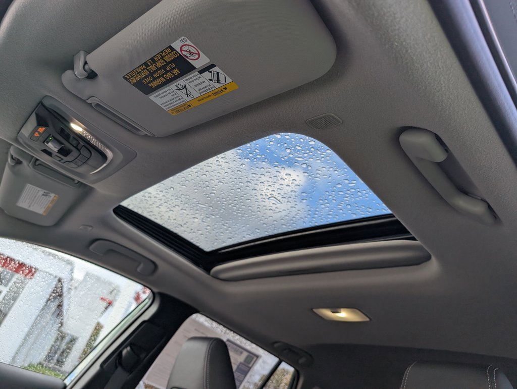 Used 2024 Toyota Corolla Cross XLE w/ Convenience Package image 15