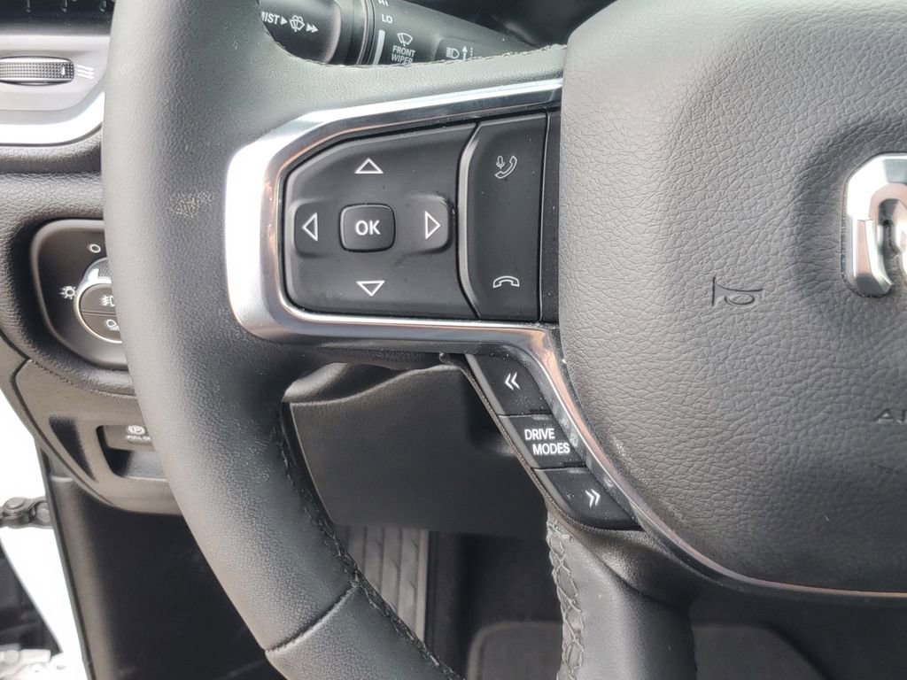 Used 2026 RAM 1500 Laramie AWD/4WD image 23