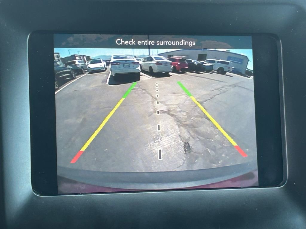 Used 2019 Jeep Cherokee Latitude Plus w/ Comfort/Convenience Group FWD image 15