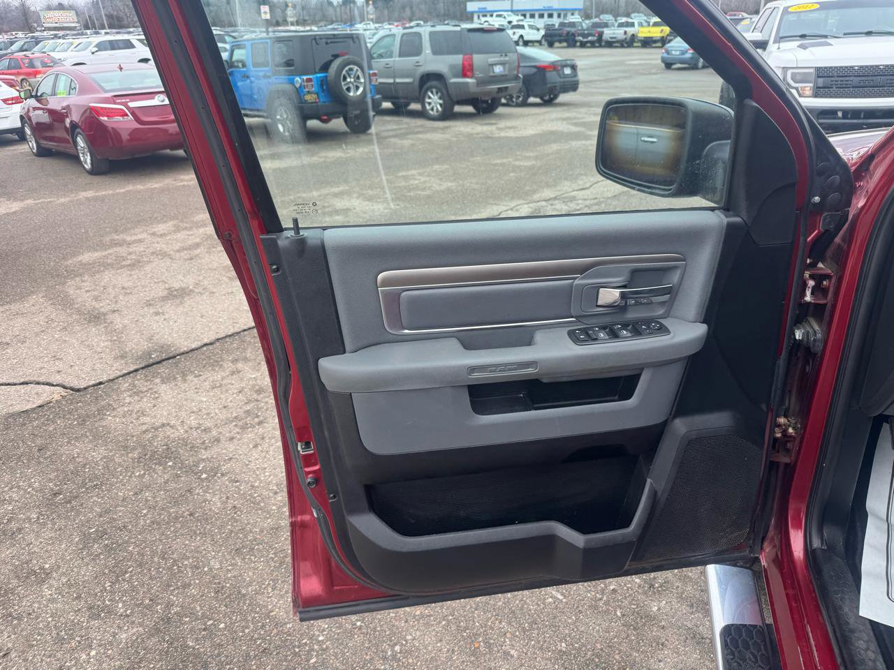 Used 2013 RAM 1500 Big Horn image 14