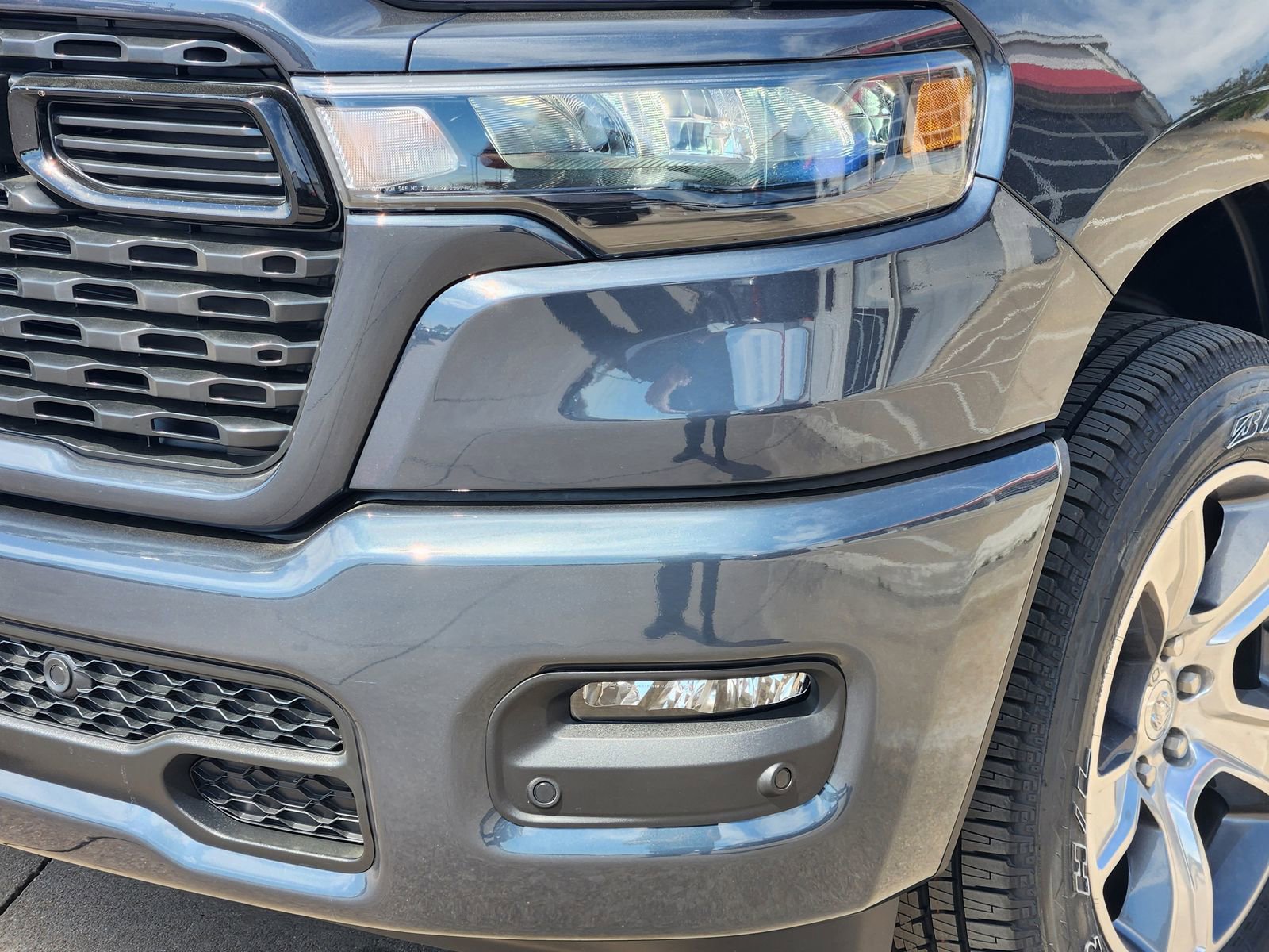 New 2026 RAM 1500 Express image 9