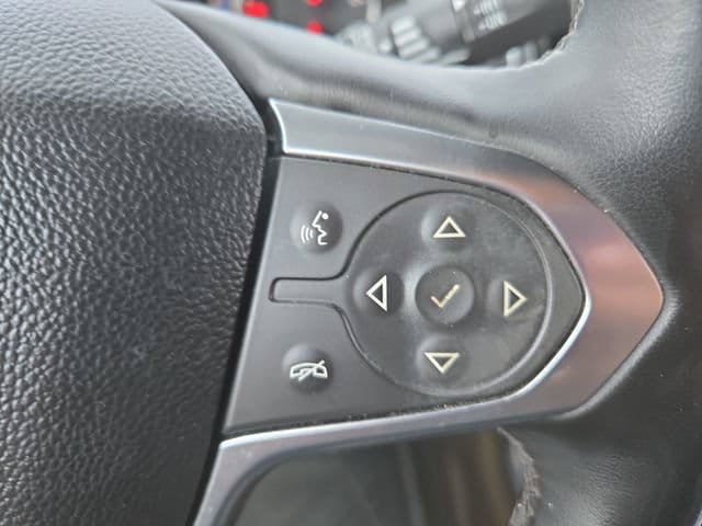 Used 2023 Chevrolet Traverse Premier w/ Redline Edition AWD/4WD image 15