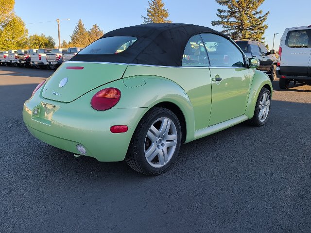 Used 2005 Volkswagen Beetle GLS FWD image 3