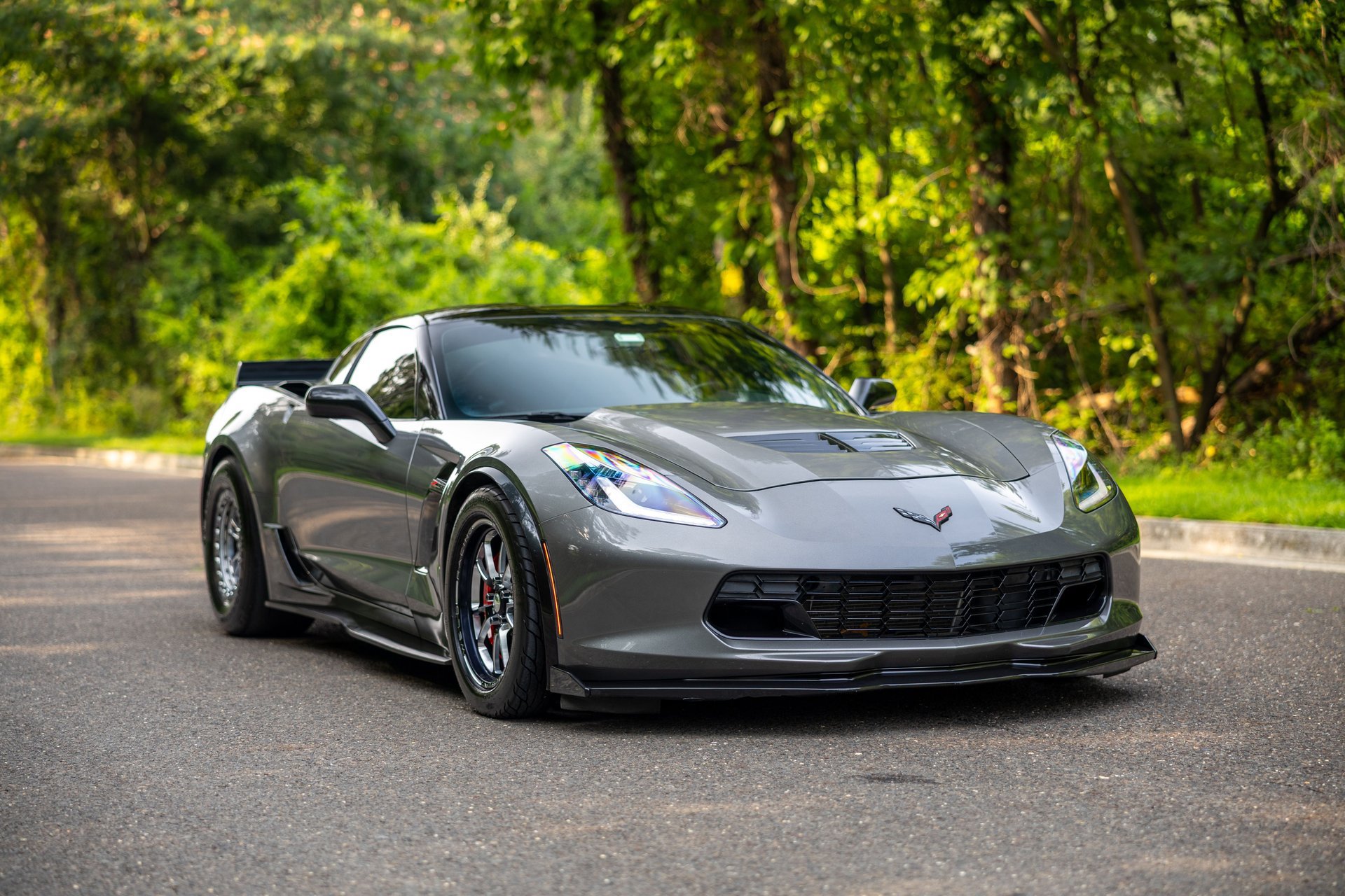 Used 2016 Chevrolet Corvette Z06 w/ Battery Protection Package RWD image 12