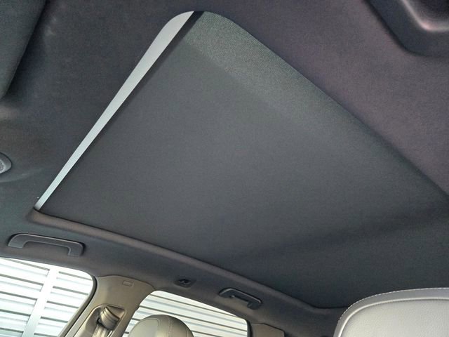 Used 2025 Porsche Cayenne image 22