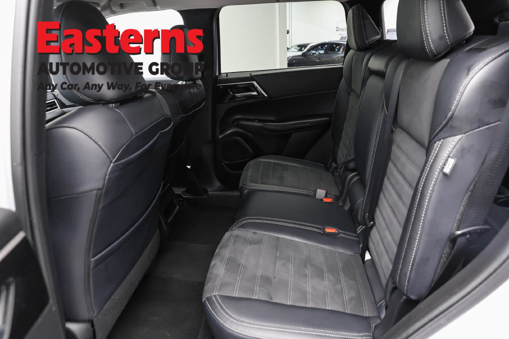Used 2024 Mitsubishi Outlander SE FWD image 22