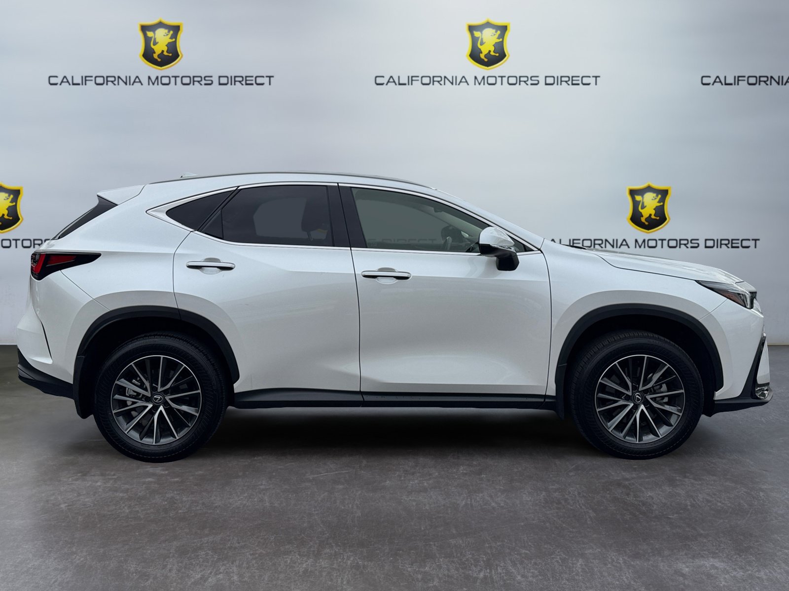 Used 2025 Lexus NX 250 FWD w/ Accessory Package (Z1) image 6