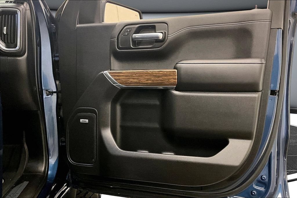 Used 2019 Chevrolet Silverado 1500 High Country AWD/4WD image 29