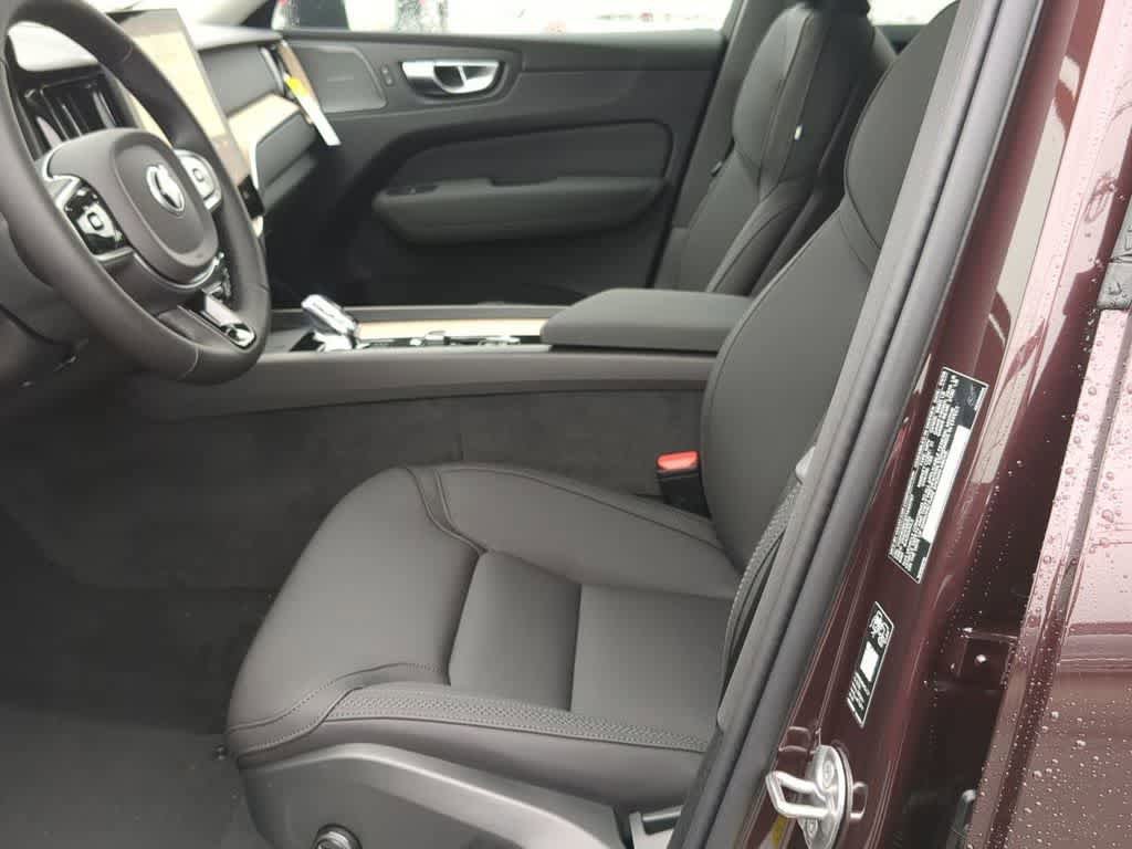 New 2026 Volvo XC60 T8 Plus w/ Protection Package Premier AWD/4WD image 15