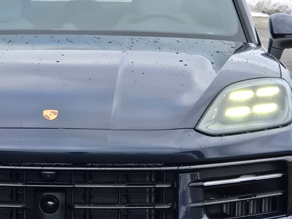 New 2026 Porsche Cayenne Coupe image 11