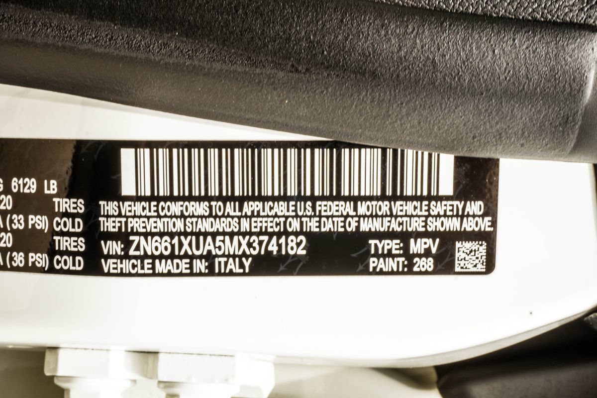 Used 2021 Maserati Levante AWD/4WD image 41