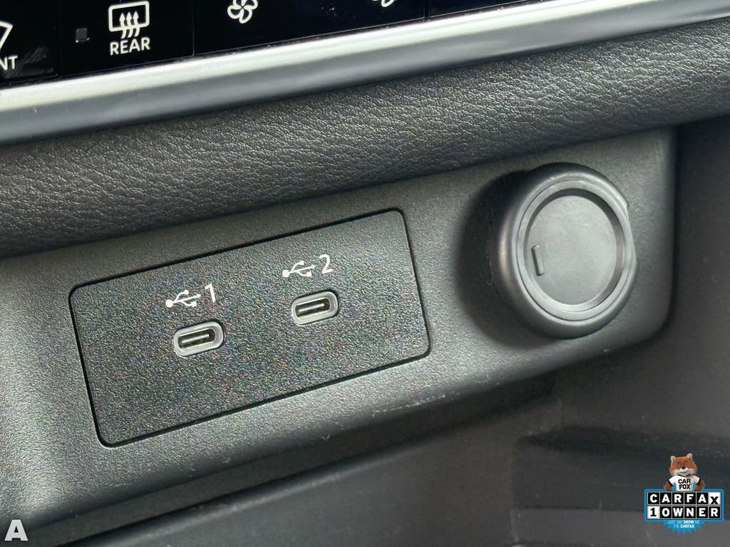 Used 2025 Nissan Rogue SV image 23
