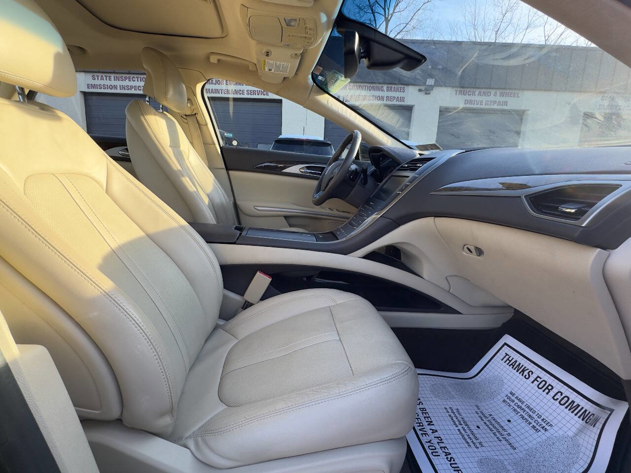 Used 2014 Lincoln MKZ AWD image 13