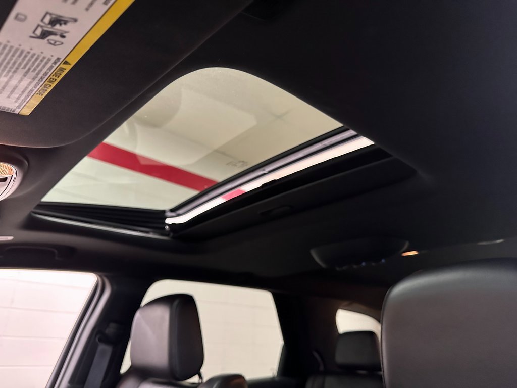 Certified 2024 Dodge Durango GT image 12