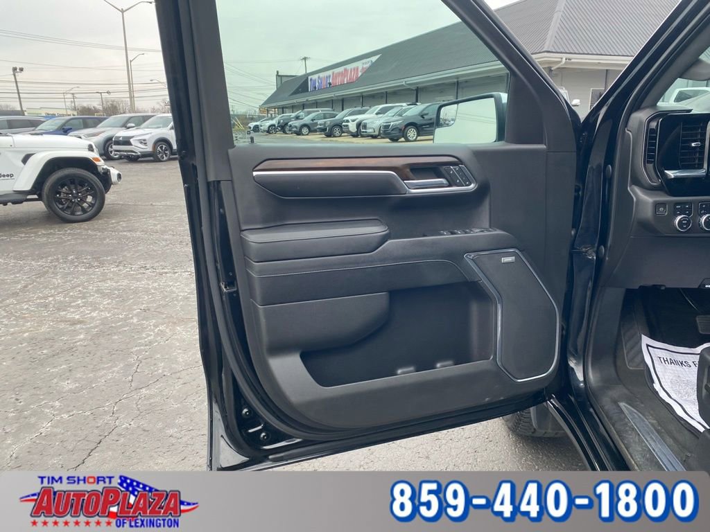 Used 2023 GMC Sierra 1500 SLT w/ SLT Premium Package image 23