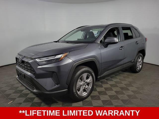 Used 2025 Toyota RAV4 LE image 3
