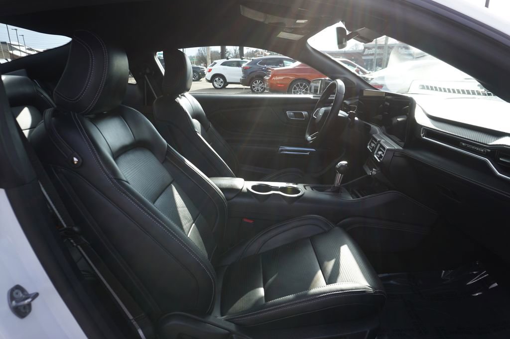 Used 2024 Ford Mustang Premium image 28