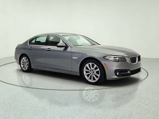 Used 2016 BMW 535i xDrive Sedan AWD/4WD image 8