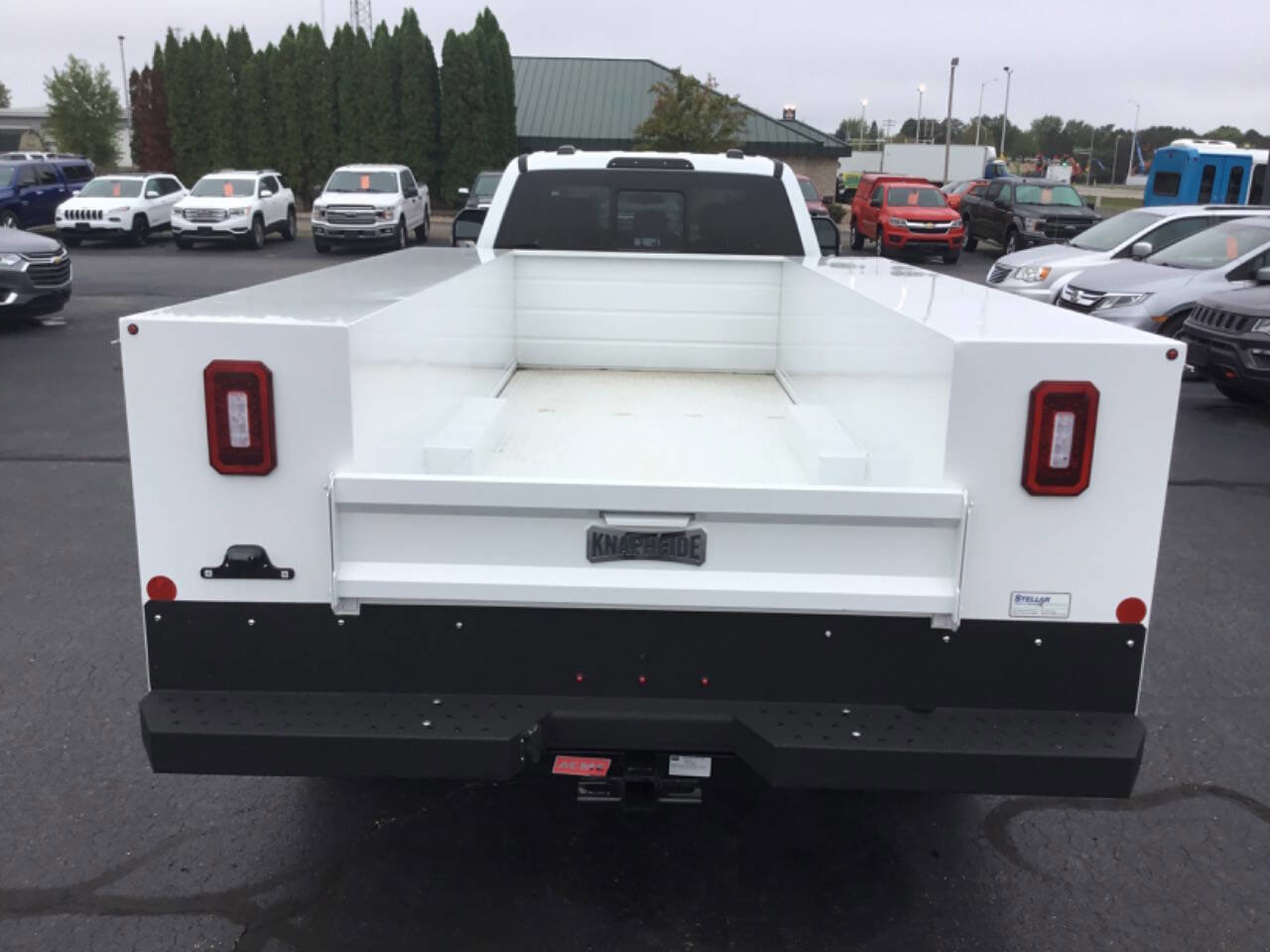 Used 2023 Ford F550 4x4 Crew Cab Super Duty image 11