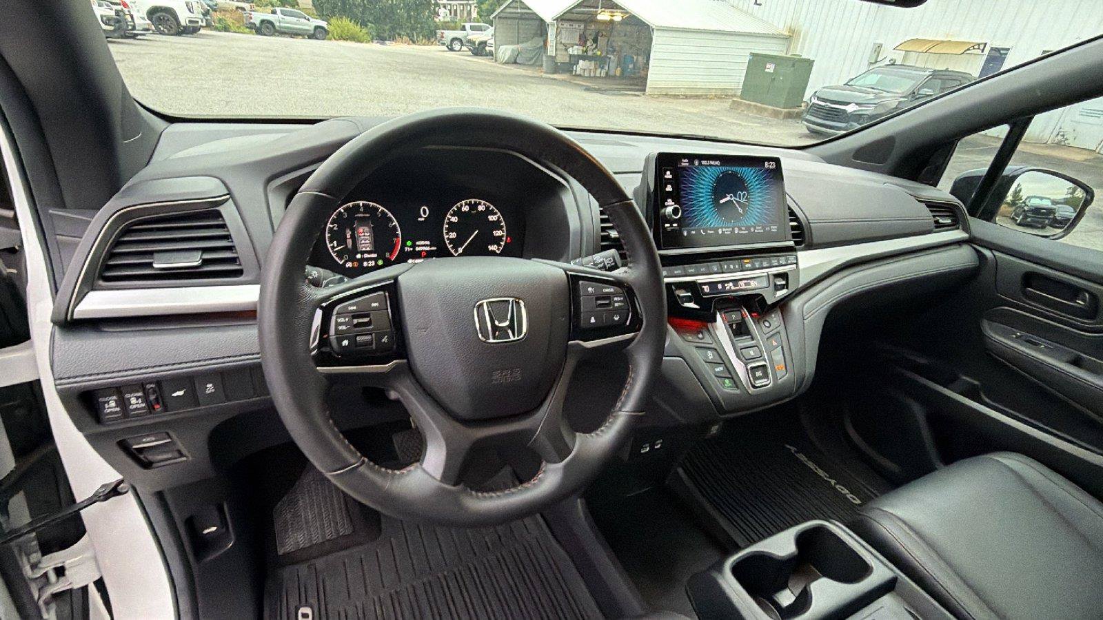 Used 2025 Honda Odyssey Sport-L image 4