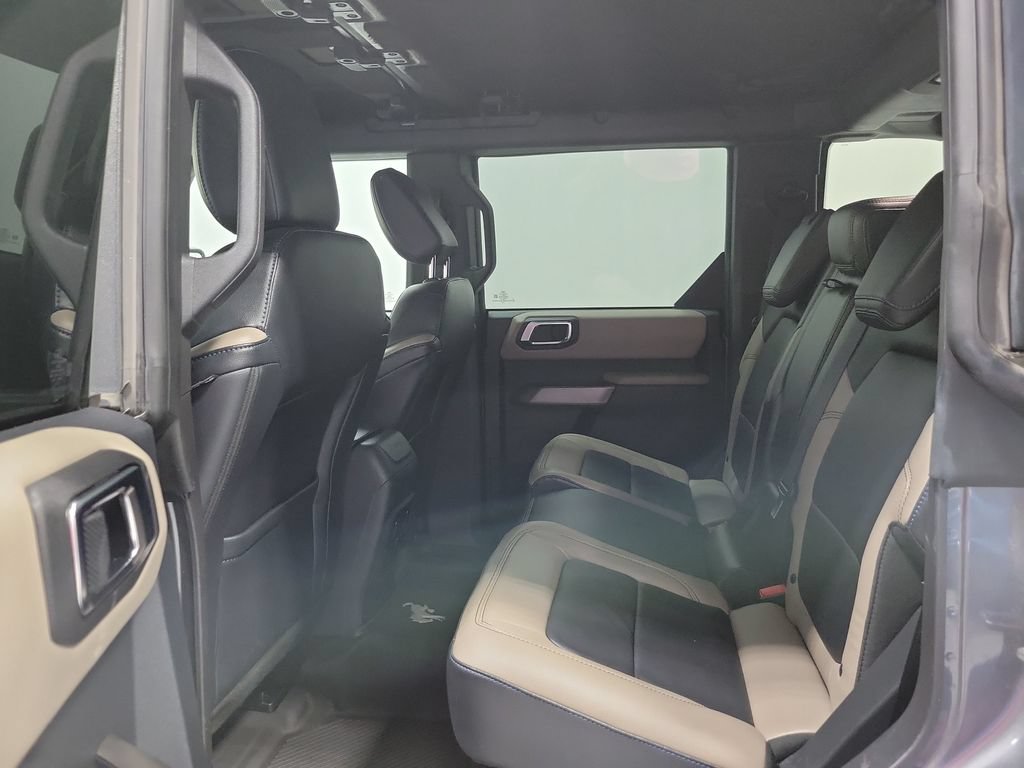 Used 2023 Ford Bronco Wildtrak AWD/4WD image 26