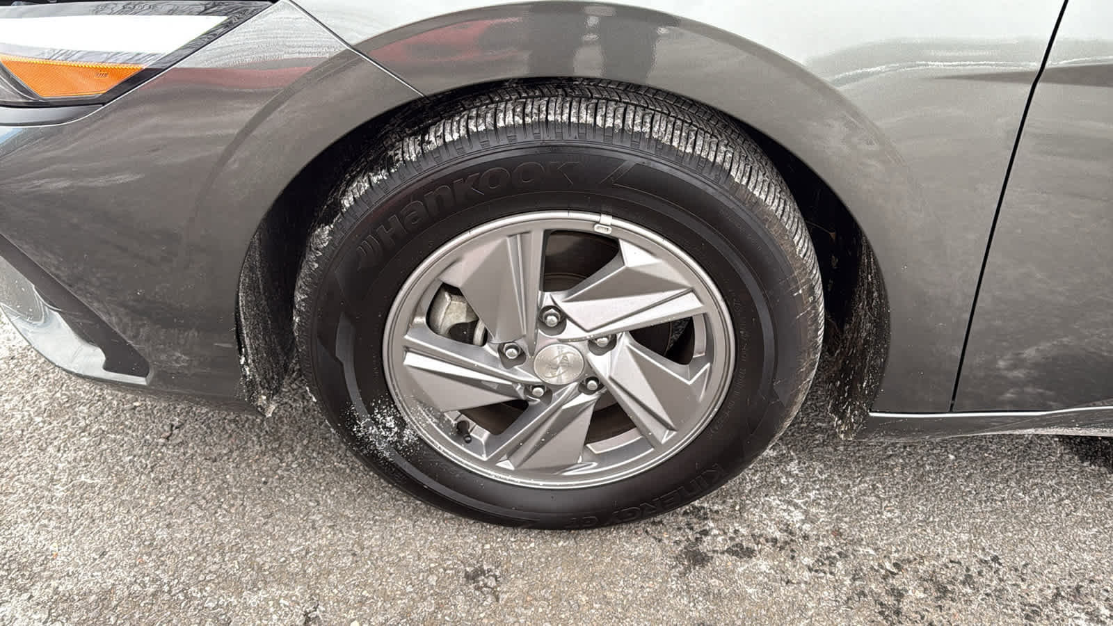 Used 2025 Hyundai Elantra SE image 10