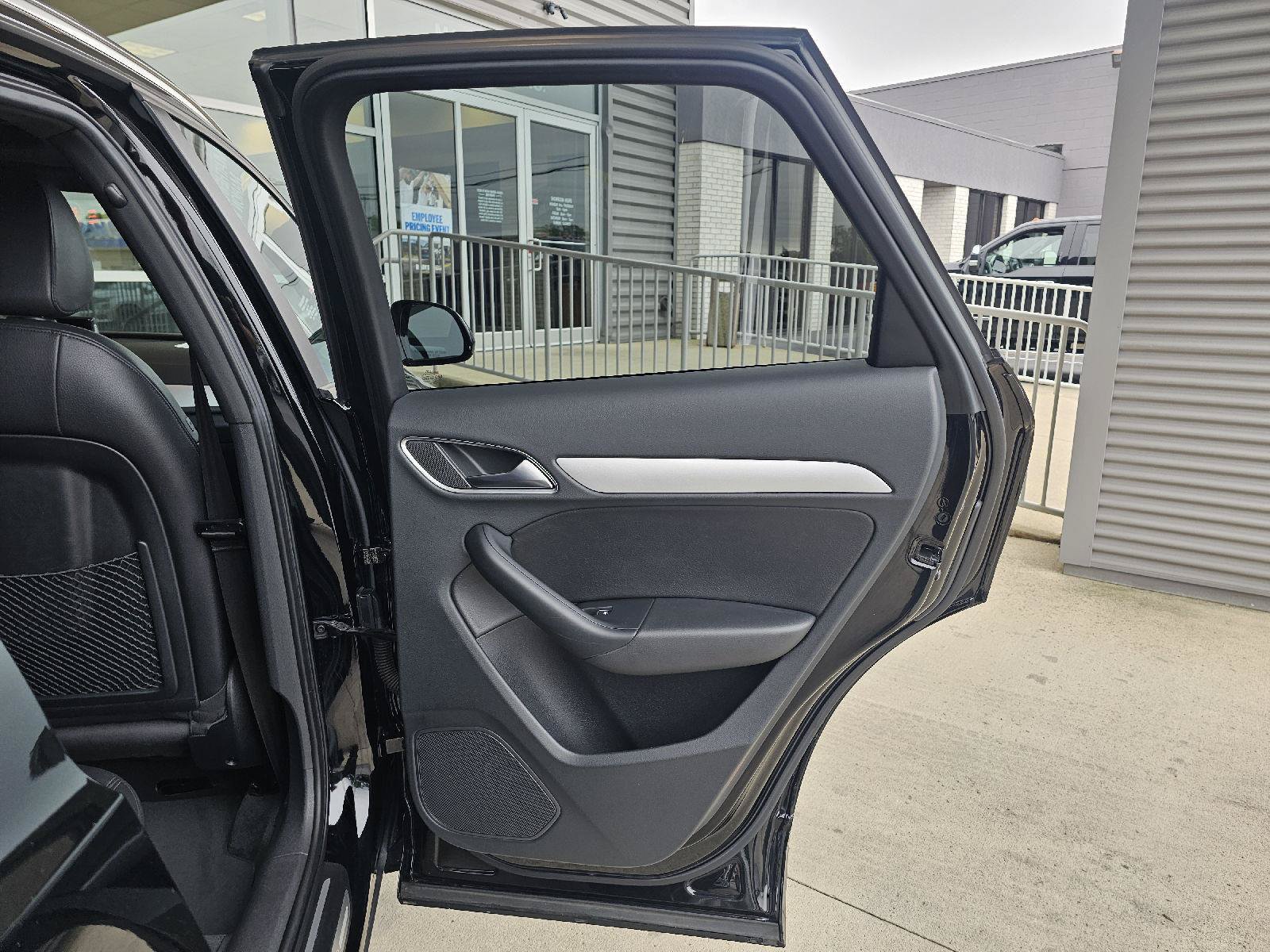 Used 2018 Audi Q3 2.0T Premium AWD/4WD image 13