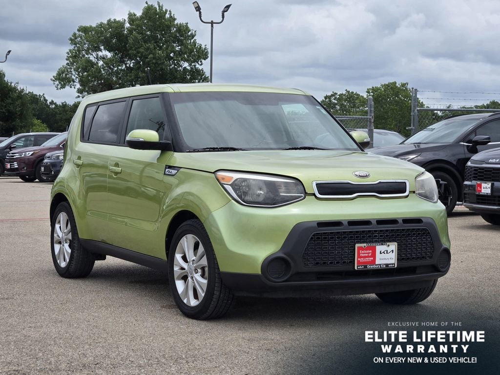Used 2014 Kia Soul + FWD image 3