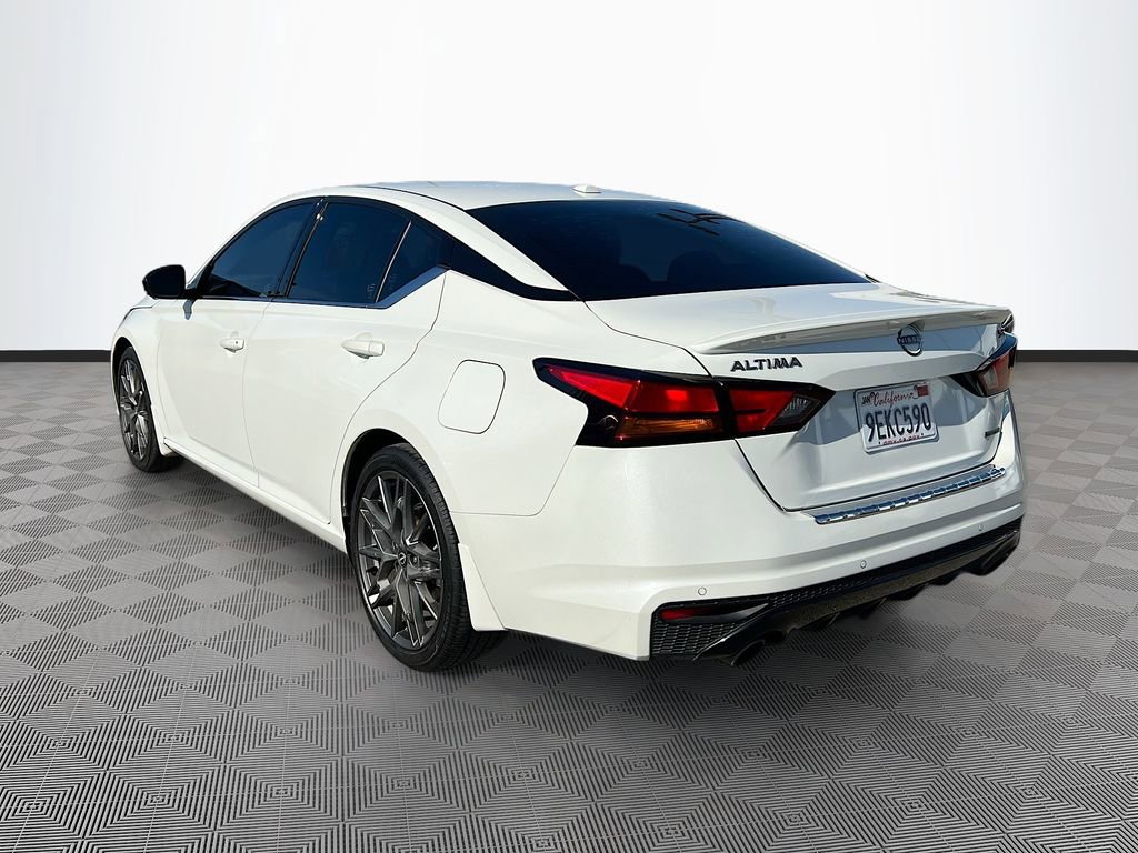 Used 2023 Nissan Altima 2.0 SR image 5
