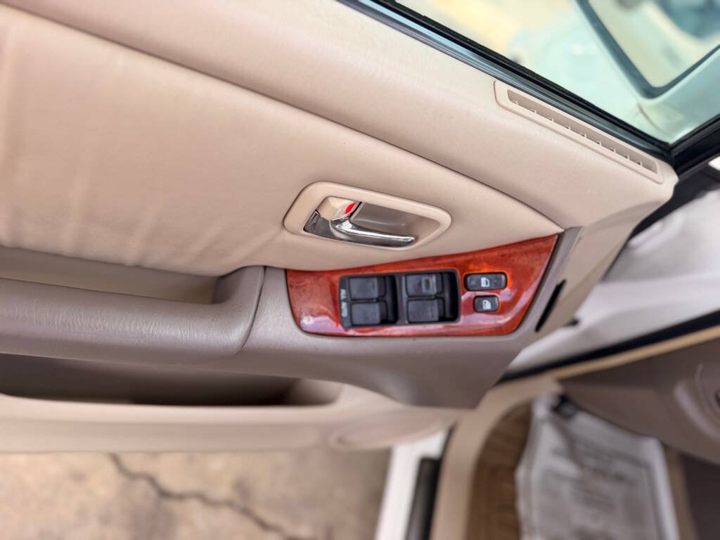 Used 2002 Lexus RX 300 4WD image 9