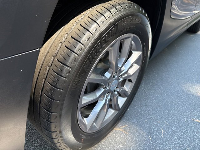 Used 2024 GMC Terrain SLT image 33