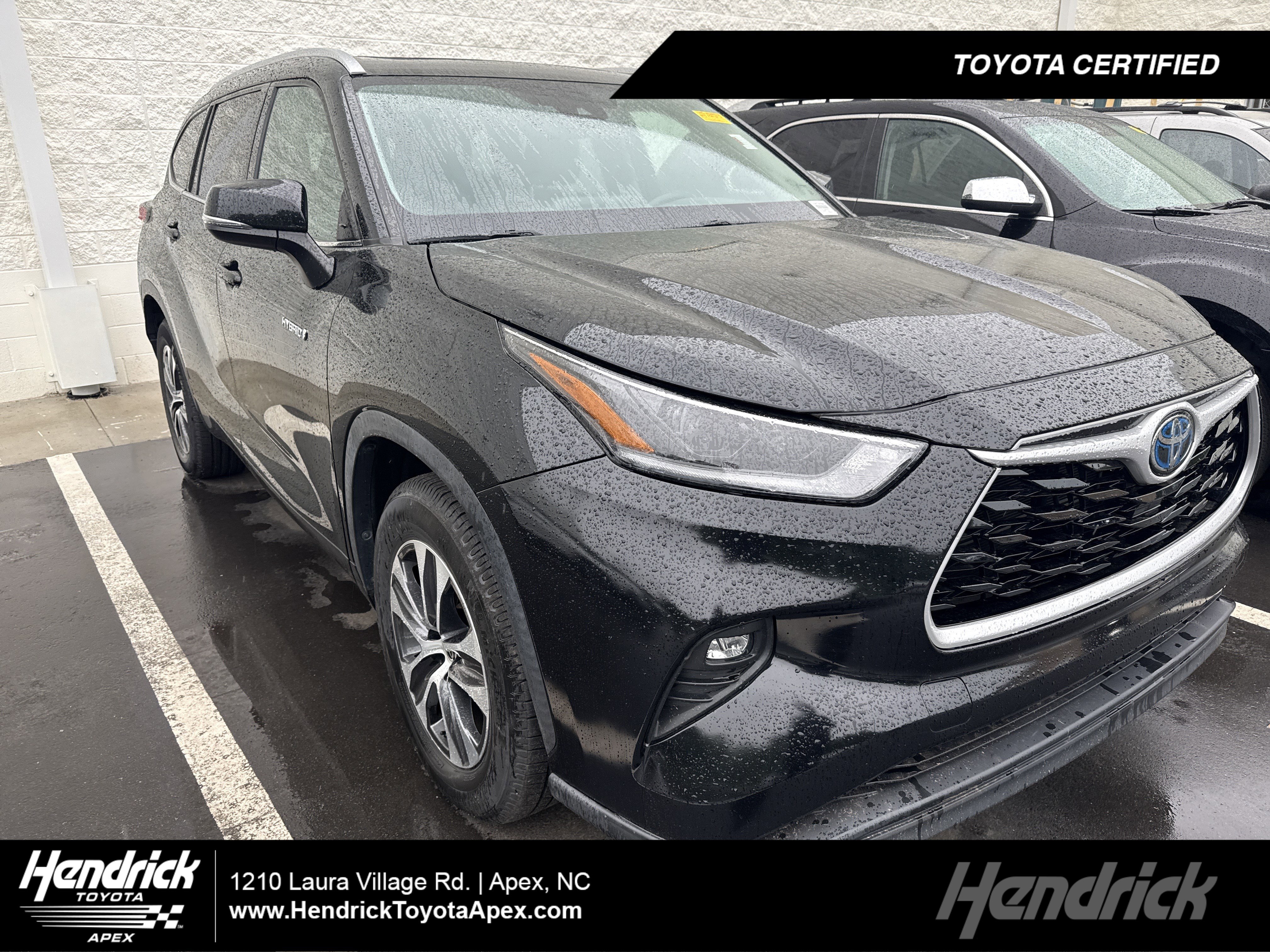 Used 2021 Toyota Highlander XLE