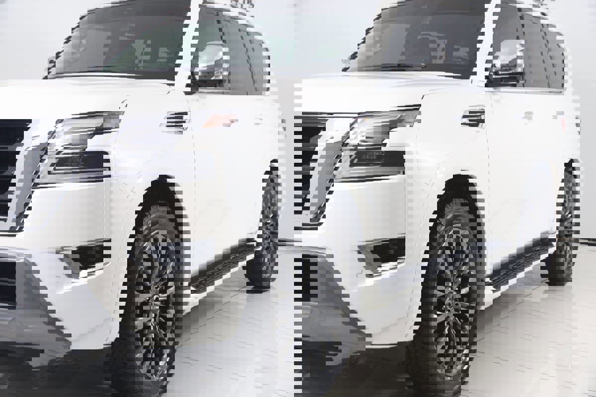 Used 2024 Nissan Armada Platinum w/ Captain's Chairs Package image 22