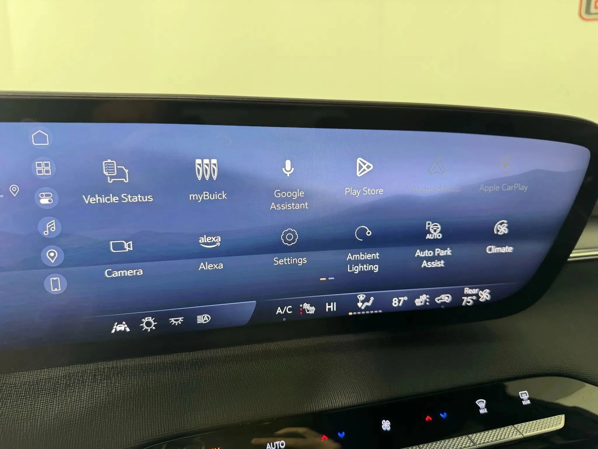 Used 2025 Buick Enclave Sport Touring w/ Super Cruise Package FWD image 15