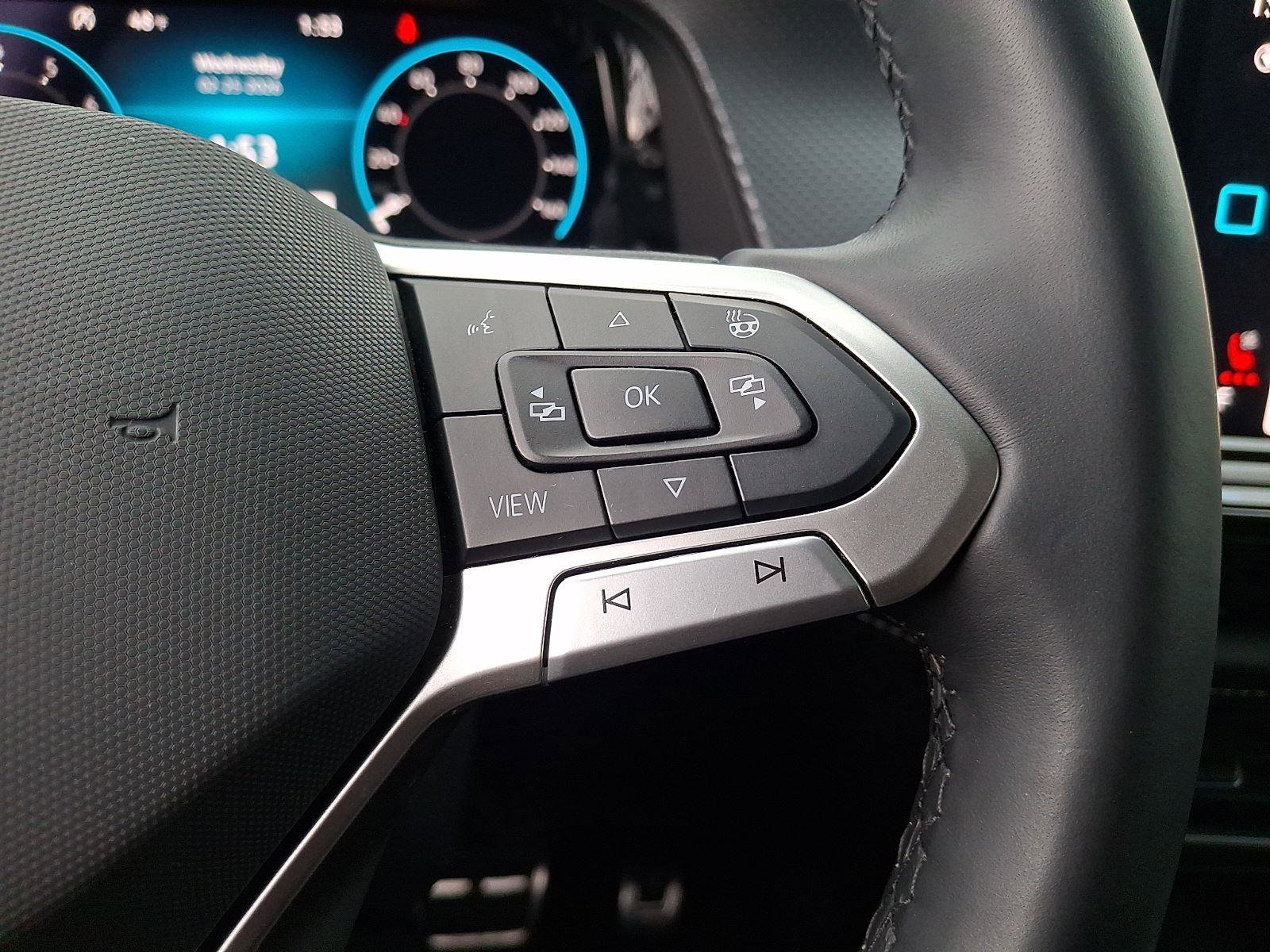 Used 2024 Volkswagen Atlas Cross Sport SEL R-Line image 21