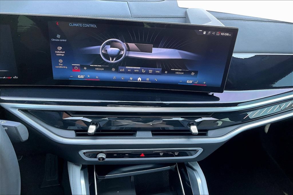Used 2025 BMW X6 M60i AWD/4WD image 15