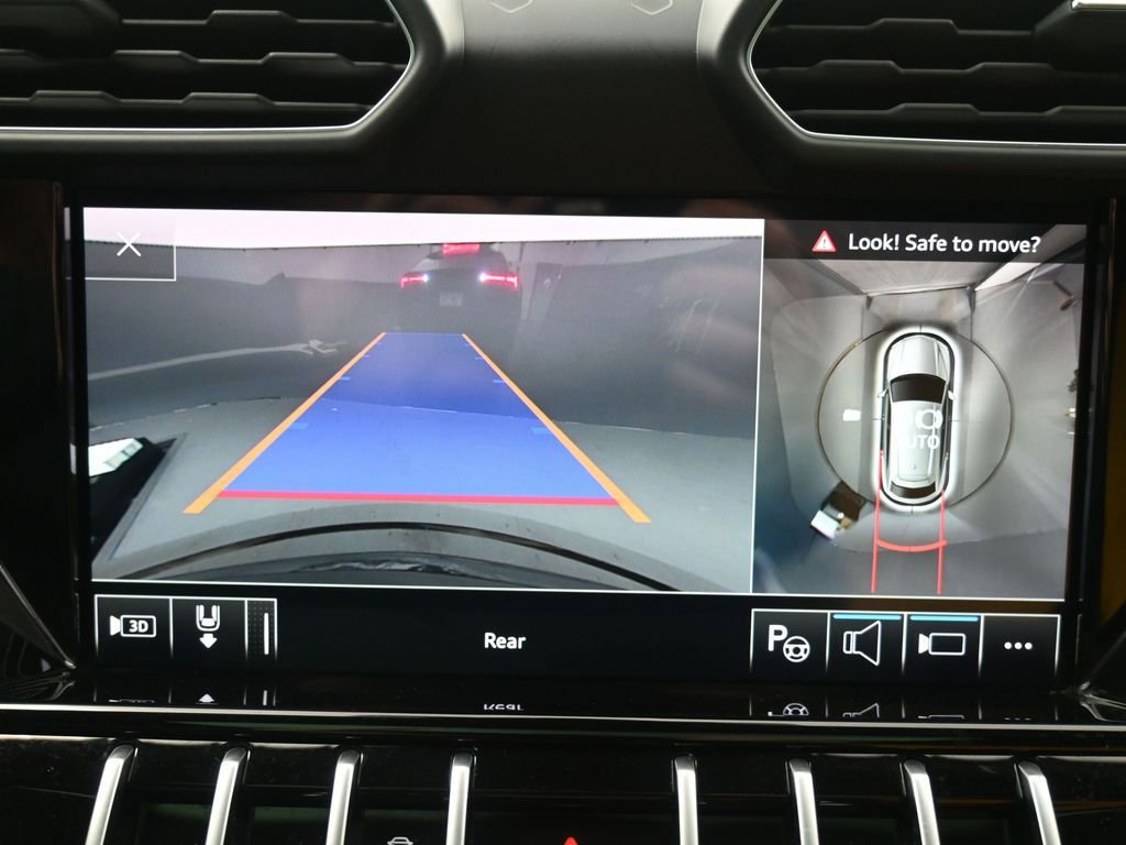 Used 2021 Lamborghini Urus image 15