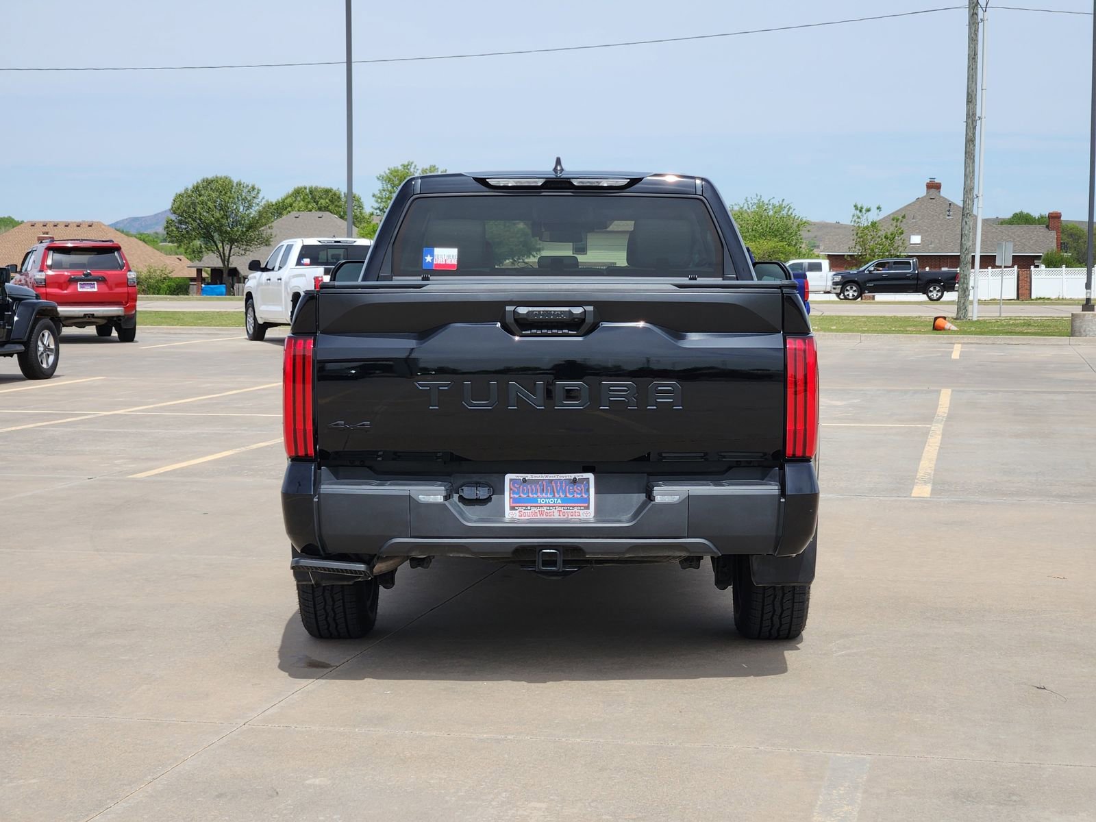 Used 2024 Toyota Tundra SR5 w/ SR5 Premium Package image 8