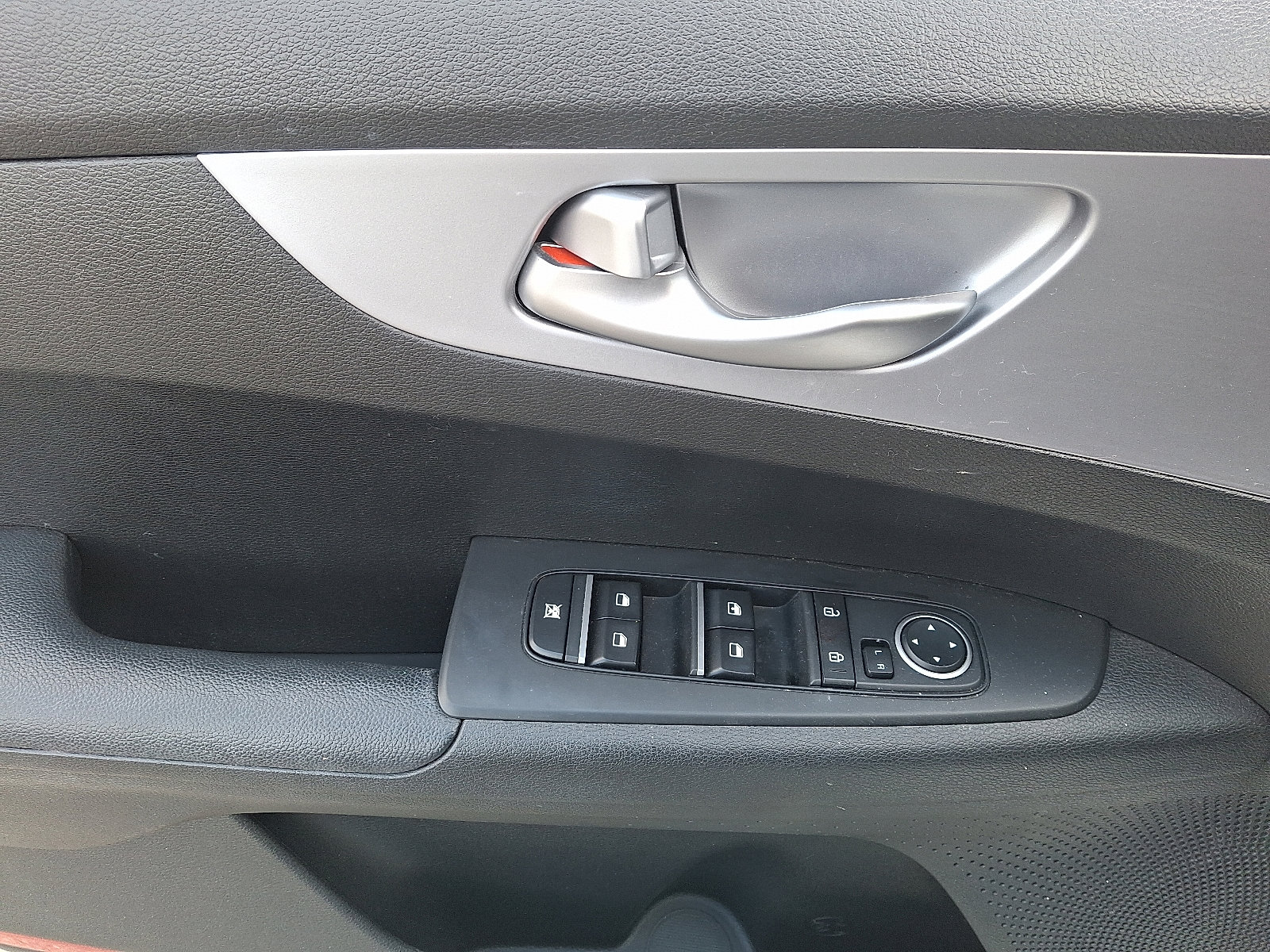 Certified 2023 Kia Forte LXS w/ LXS Technology Package image 12